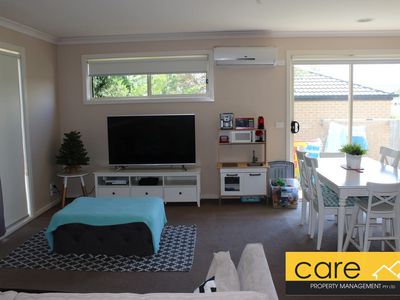 1 / 13 Diston Court, Pakenham