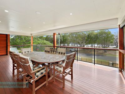 31 Esplanade, Woodgate