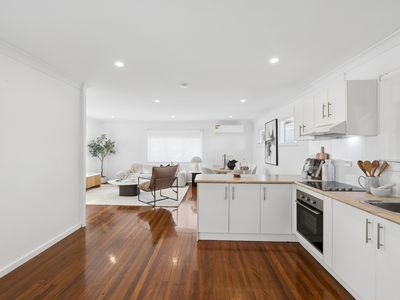 11 Aquarius Street, Inala