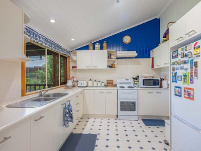 16 ELIZABETH STREET, Kenilworth