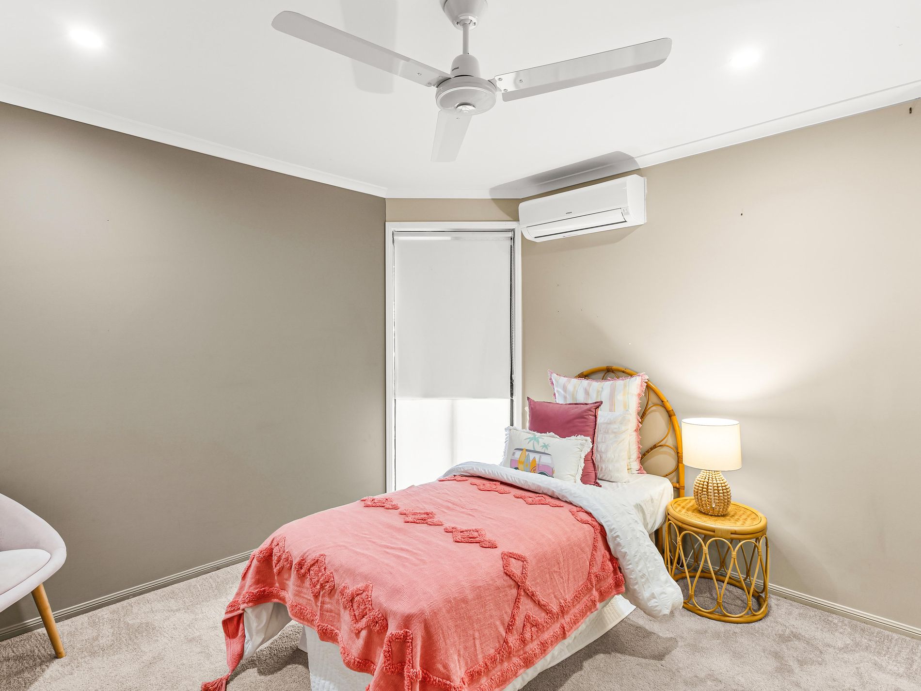 10 Vassallo Drive, Glenella