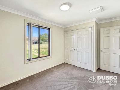 3 Swan Street, Dubbo