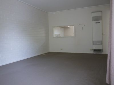 1 / 24 Shirley Avenue, Glen Waverley