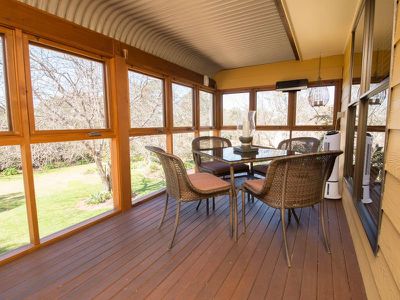 22 Pine Knoll Drive, Dubbo