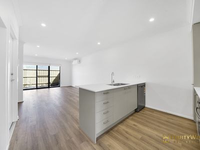 11 Timetable Street, Mambourin