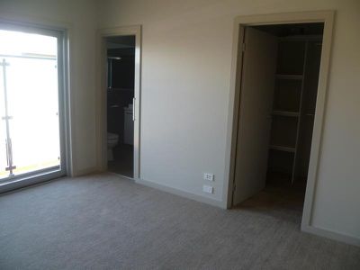 2 / 252-254 Pakington Street, Geelong West