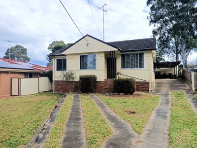 102 Barbara Boulevard, Seven Hills