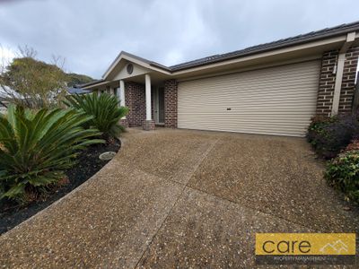 8 Sigvard Boulevard, Hallam