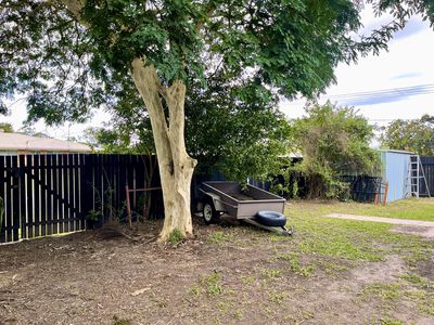 2 / 2 Hakea Court, Kawungan