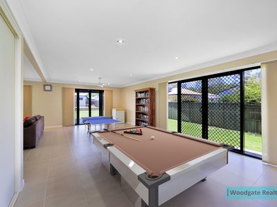 10 Wollemi Close, Woodgate