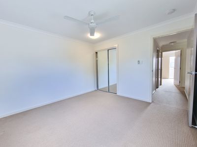 21 / 1 Michel Place, Telina