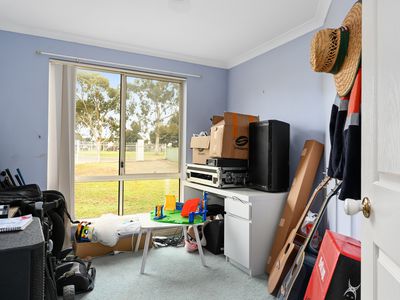 23 Hefron Circle, Somerville