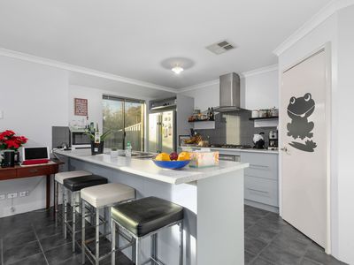 6 Pyrenees Parkway, Baldivis