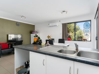 1 / 52 Grey Street, Cannington