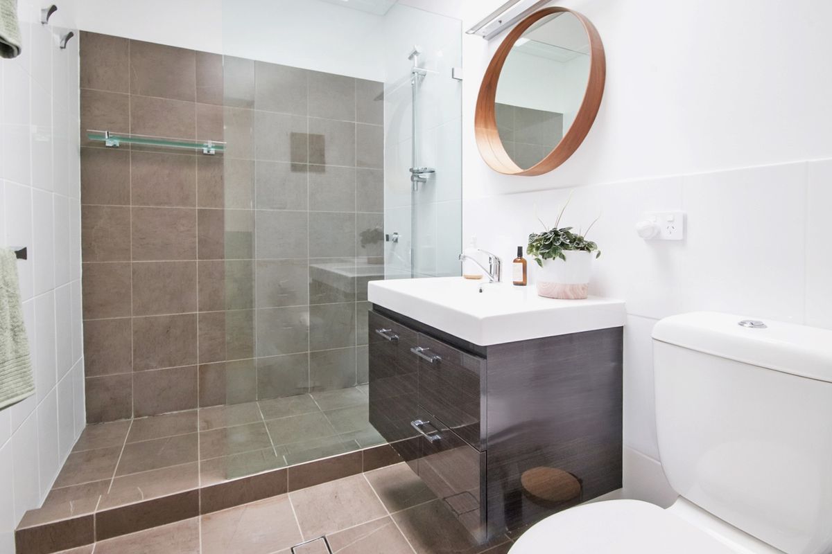 2 / 8 Curt Lane, Narooma