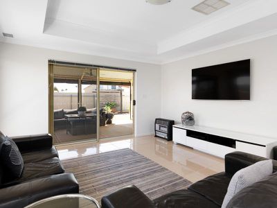 2 Purna Place, Hannans