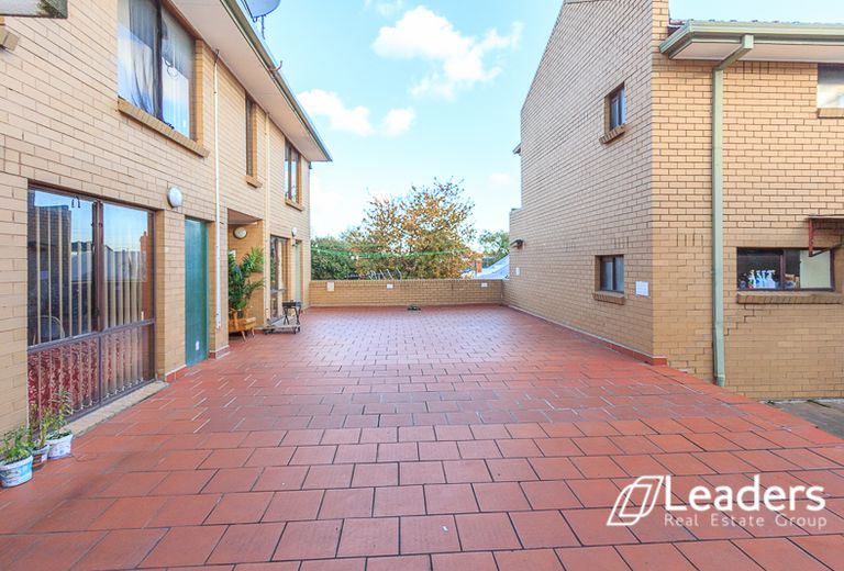 70 Loch Street, Coburg