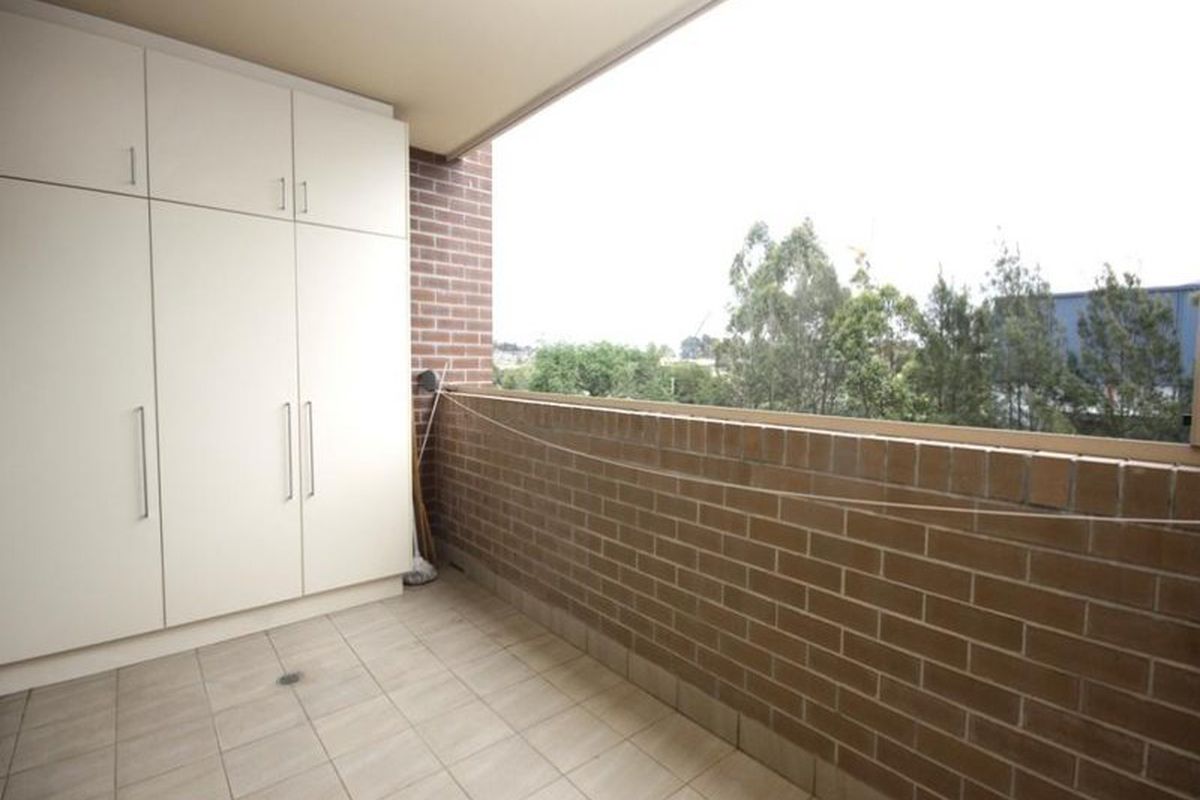 Homebush West