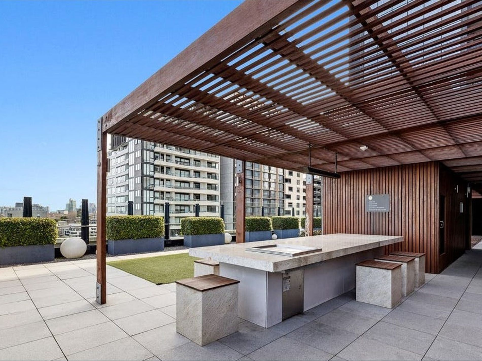 205 / 229 Toorak Road, South Yarra