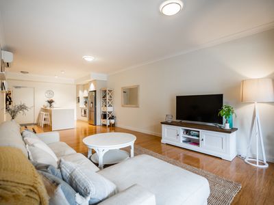 2 / 1 Stadium Drive, Floreat