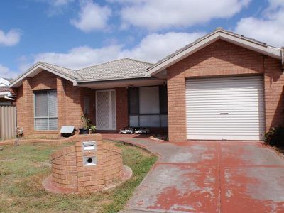 5 Cottrell Court, Delahey
