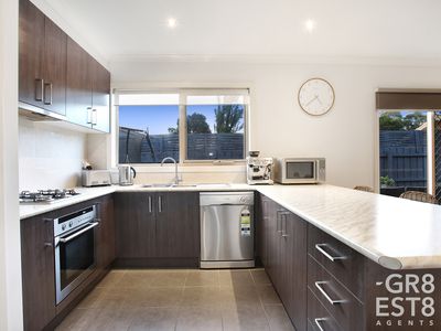 4 / 22 Immy Parade, Narre Warren