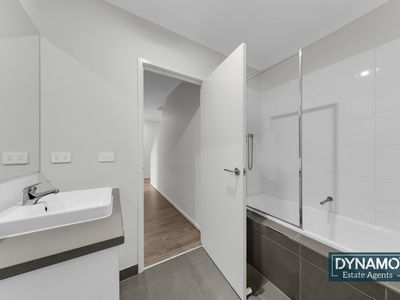 7 Sugar Glider Way, Craigieburn