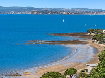 11 Katui Street, Castor Bay