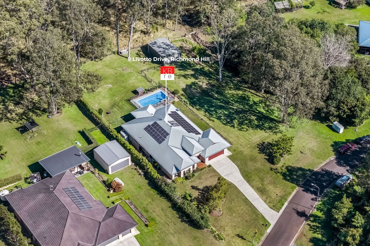 9 Livotto Drive, Richmond Hill