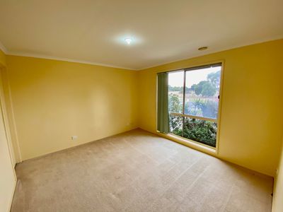 89 Rosella Avenue, Werribee