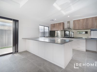 8 Hopper Street, Forrestdale