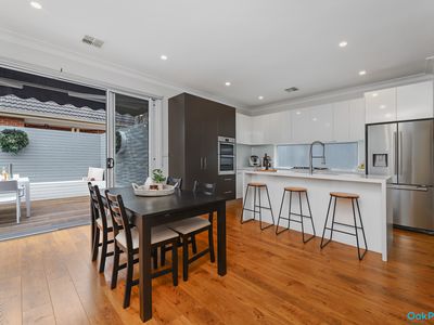 22 Watt Avenue, Oak Park