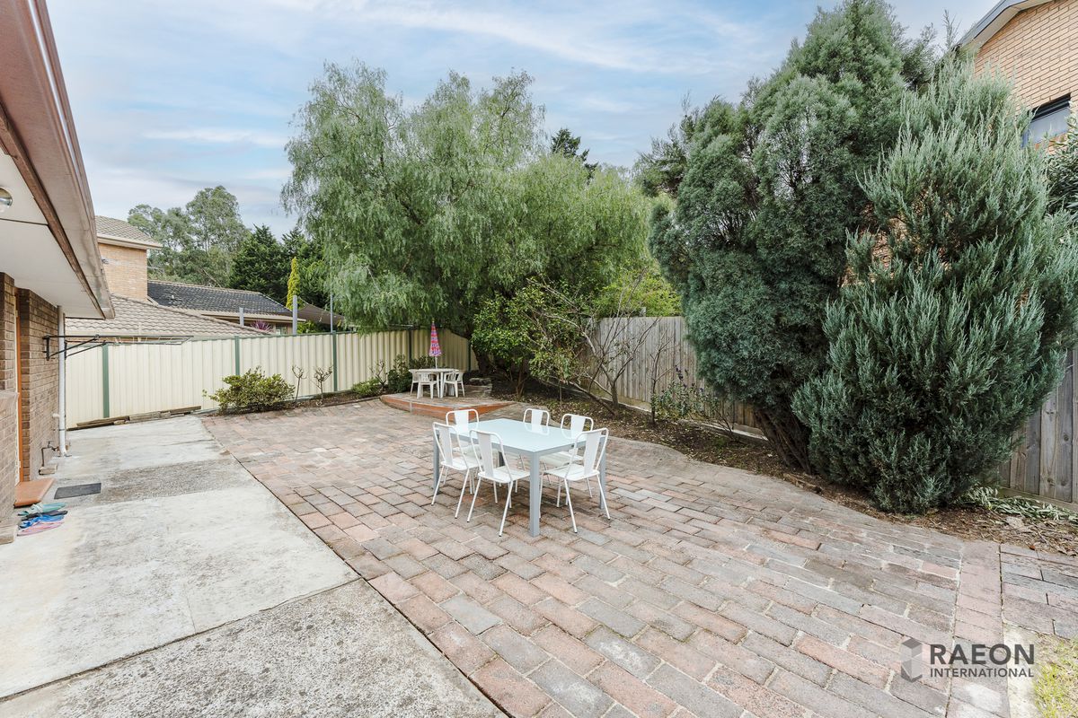 8 Edmund Rice Parade, Watsonia North