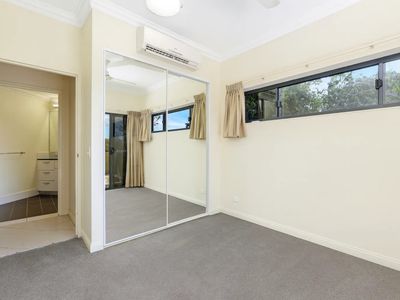 305 / 12 salonika, Parap