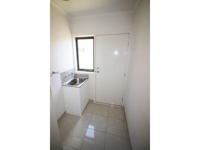 2 / 36 Benita Place, Leopold