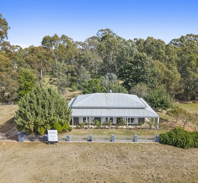 72 Livingstone Street, Avenel