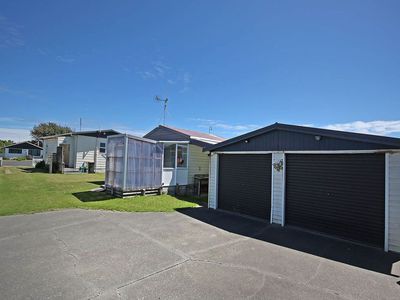 8 Hart Street, Foxton Beach
