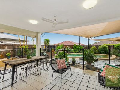 10 Sarina Court, Mount Louisa