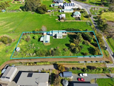 8 Beach Road, Middleton