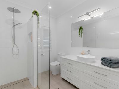 10 Kensington Court, Castle Hill