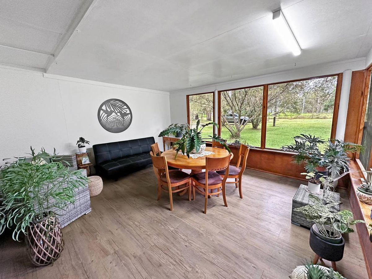24 Willetts Road, Atherton