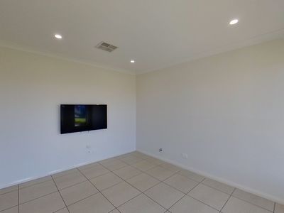 32 Hindmarsh Esplanade, Dubbo