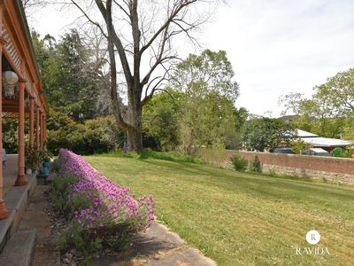 19 Kurrajong Way, Beechworth
