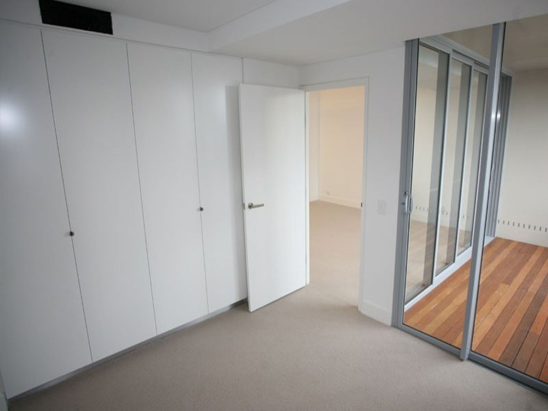 201 / 520 Miller Street, Cammeray