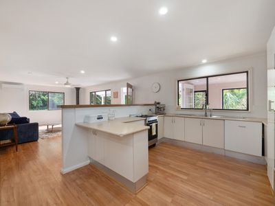 46 Federal Drive, Eureka