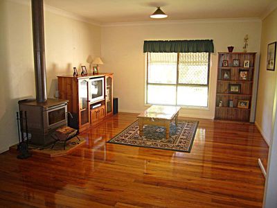 2 Zeeman
Street, Rochedale South