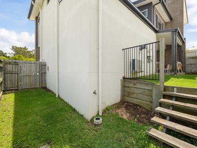 13 Brock Drive, Springfield Lakes