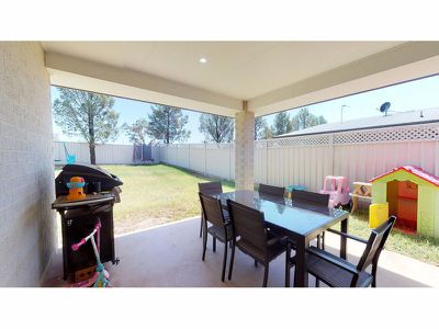 59 Champagne Drive, Dubbo