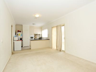 18 St James Wood Drive, Tarneit