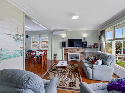13 Reginald Grove, Warrnambool